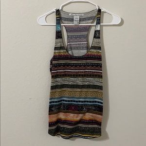 Sleeveless patterned top